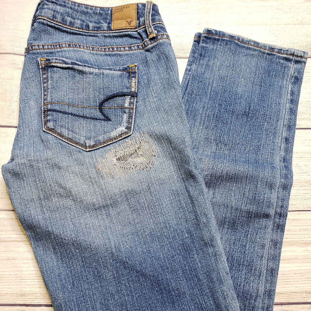 American Eagle 6 Skinny